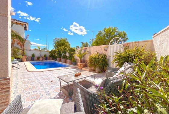 Wiederverkauf - Villa - La Zenia - Costa Blanca