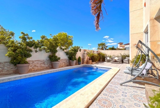 Wiederverkauf - Villa - La Zenia - Costa Blanca
