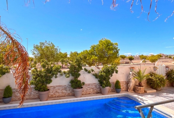 Revente - Villa - Orihuela Costa - Costa Blanca