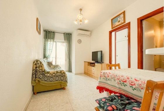 Herverkoop - Appartement / flat - Torrevieja - Estacion De Autobuses