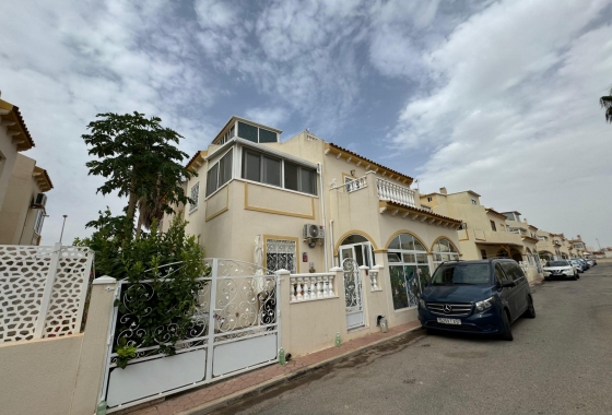 Wiederverkauf - Villa - Orihuela Costa - Los Dolses