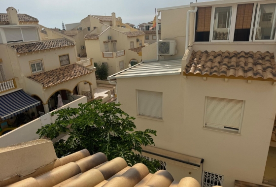 Wiederverkauf - Villa - Orihuela Costa - Los Dolses