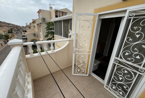 Wiederverkauf - Villa - Orihuela Costa - Los Dolses