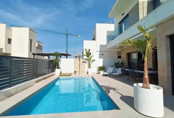 Reventa - Villa - Los Montesinos - Costa Blanca