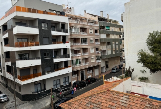 Resale - Apartment / flat - Torrevieja - Costa Blanca