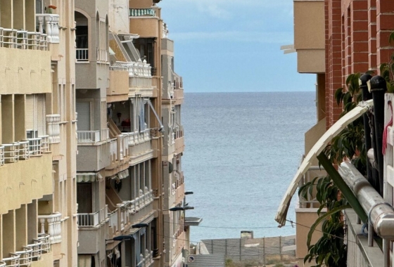 Resale - Apartment / flat - Torrevieja - Costa Blanca