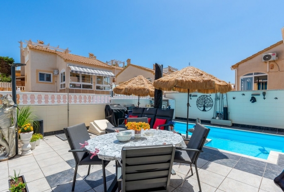 Resale - Villa - Orihuela Costa - Costa Blanca