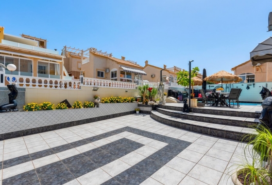 Resale - Villa - Orihuela Costa - Costa Blanca