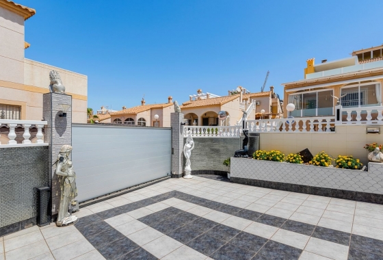 Resale - Villa - Orihuela Costa - Costa Blanca