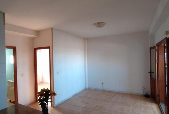 Resale - Apartment / flat - Torrevieja - La Mata