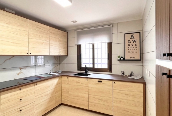 Wiederverkauf - Stadthaus - San Miguel de Salinas - Inland