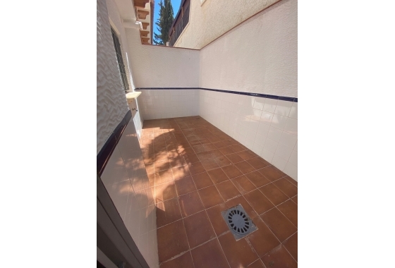 Resale - Townhouse - San Miguel de Salinas - Inland