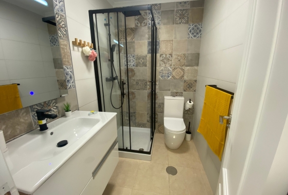 Resale - Townhouse - San Miguel de Salinas - Inland