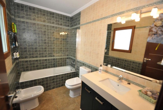 Wiederverkauf - Stadthaus - Pinoso - Inland