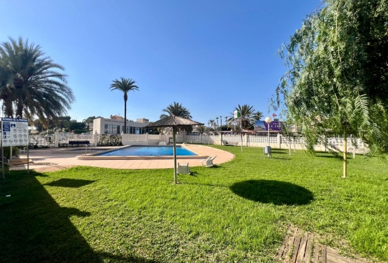 Resale - Apartment / flat - Orihuela Costa - La Zenia