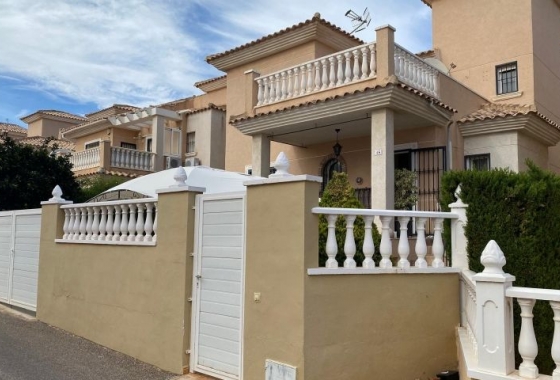 Herverkoop - Villa - Orihuela Costa - Costa Blanca