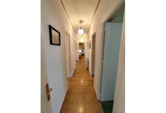 Herverkoop - Villa - Torrevieja - Estacion De Autobuses