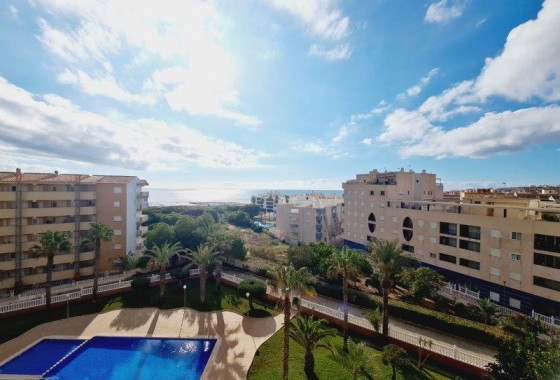 Resale - Apartment / flat - La Mata