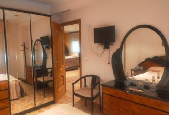 Herverkoop - Villa - Elche - Costa Blanca