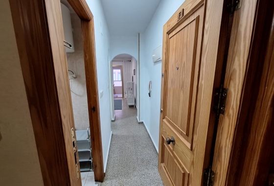 Herverkoop - Studio - Torrevieja - El Acequión - Los Náufragos