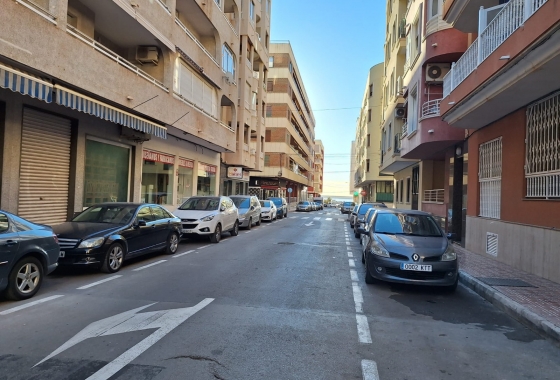 Herverkoop - Studio - Torrevieja - El Acequión - Los Náufragos