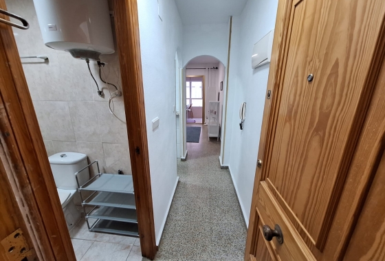 Herverkoop - Studio - Torrevieja - El Acequión - Los Náufragos