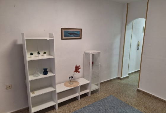 Herverkoop - Studio - Torrevieja - El Acequión - Los Náufragos