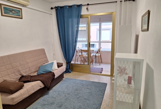 Herverkoop - Studio - Torrevieja - El Acequión - Los Náufragos