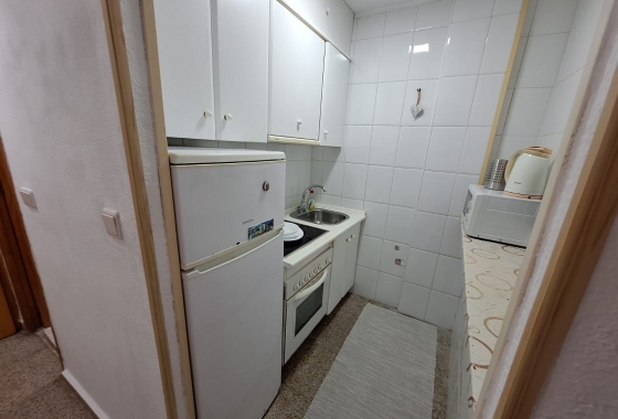 Herverkoop - Studio - Torrevieja - El Acequión - Los Náufragos