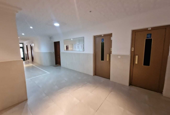 Herverkoop - Appartement / flat - Torrevieja - Costa Blanca