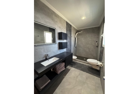 Wiederverkauf - Villa - Torrevieja - Los Balcones - Los Altos del Edén