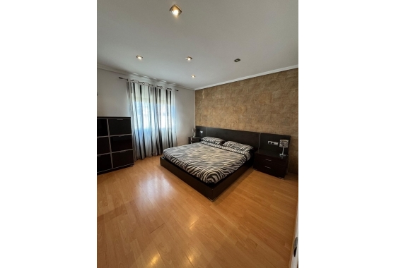 Wiederverkauf - Villa - Torrevieja - Los Balcones - Los Altos del Edén