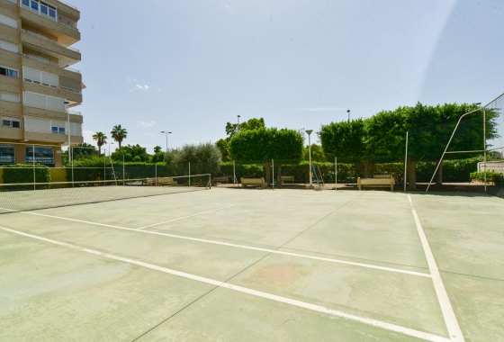 Resale - Apartment / flat - Torrevieja - El Acequión - Los Náufragos