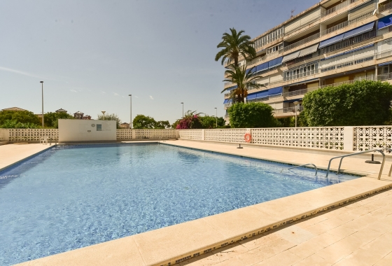 Resale - Apartment / flat - Torrevieja - El Acequión - Los Náufragos