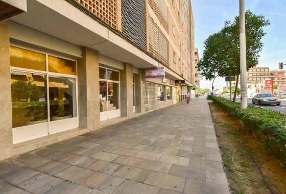 Resale - Apartment / flat - Torrevieja - El Acequión - Los Náufragos