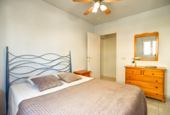 Resale - Apartment / flat - Torrevieja - El Acequión - Los Náufragos