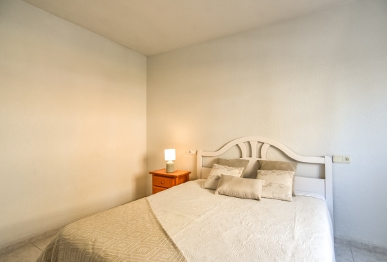 Resale - Apartment / flat - Torrevieja - El Acequión - Los Náufragos