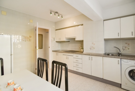 Resale - Apartment / flat - Torrevieja - El Acequión - Los Náufragos