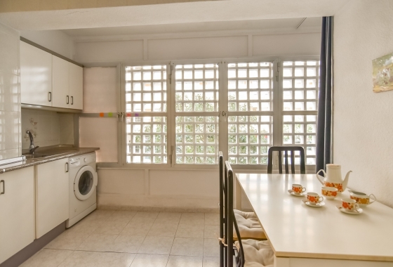 Kitchen -Spacious flat with port views in Torrevieja!