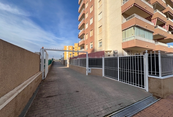 Resale - Apartment / flat - Guardamar del Segura - Avenida del Puerto
