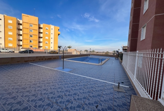 Resale - Apartment / flat - Guardamar del Segura - Avenida del Puerto