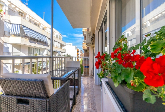 Wiederverkauf - Wohnung - Torrevieja - Playa del Cura