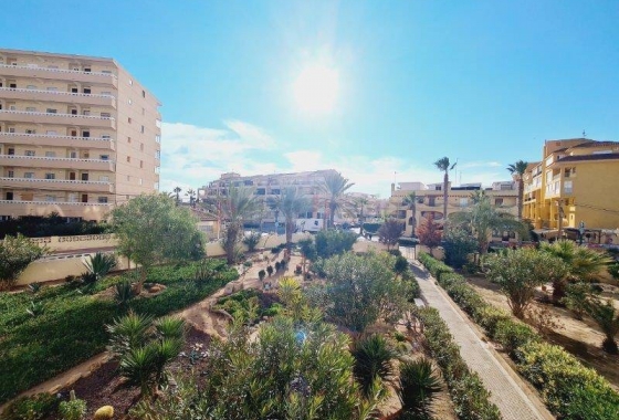 Återförsäljning - Lägenhet / lägenhet - La Mata - 