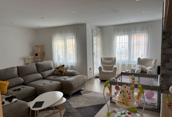 Wiederverkauf - Wohnung - Torrevieja - Centro