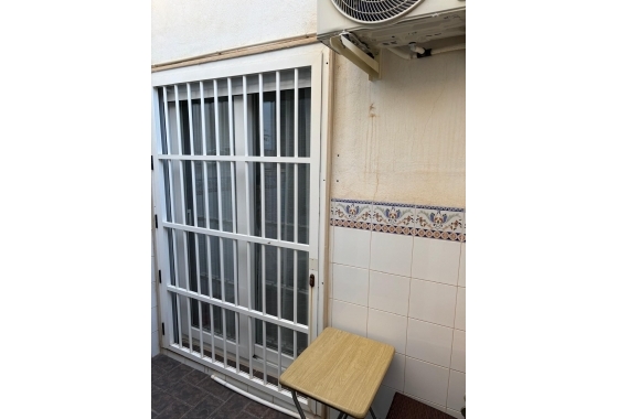 Wiederverkauf - Wohnung - Torrevieja - Centro