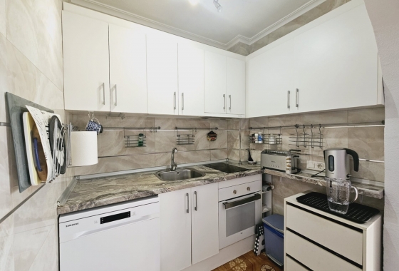 Resale - Apartment / flat - Torrevieja - Torrejón