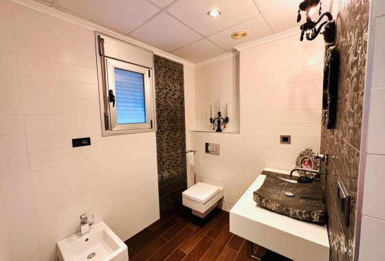 Herverkoop - Appartement / flat - Torrevieja - Estacion De Autobuses