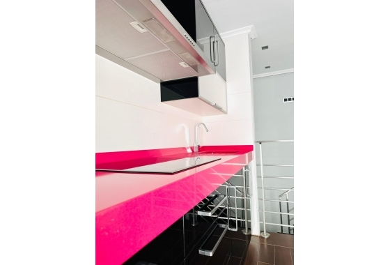 Herverkoop - Appartement / flat - Torrevieja - Estacion De Autobuses