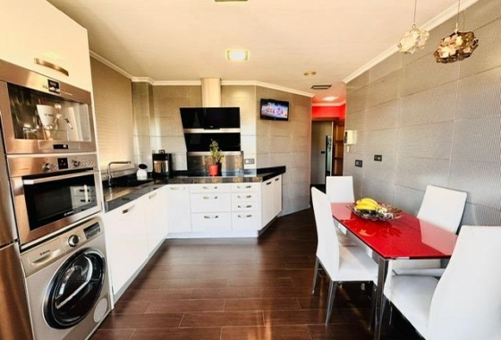 Herverkoop - Appartement / flat - Torrevieja - Estacion De Autobuses