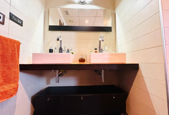 Herverkoop - Appartement / flat - Torrevieja - Estacion De Autobuses